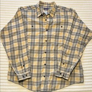 Patagonia Men's Casual Plaid Shirt - Beige and Charcoal